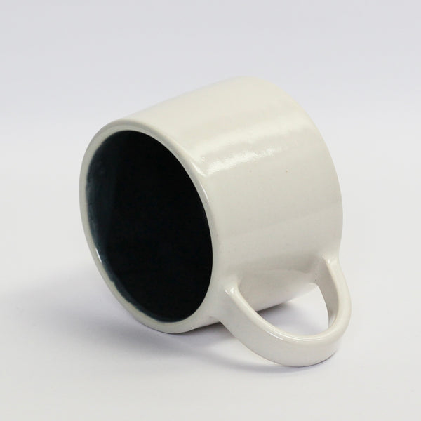 White & Black Balance Cup