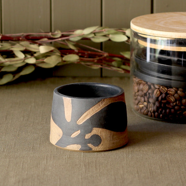 Stoneware Sgraffito Berry Tumbler
