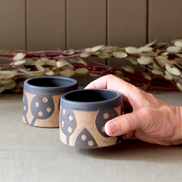 Stoneware Sgraffito Leaf Tumbler